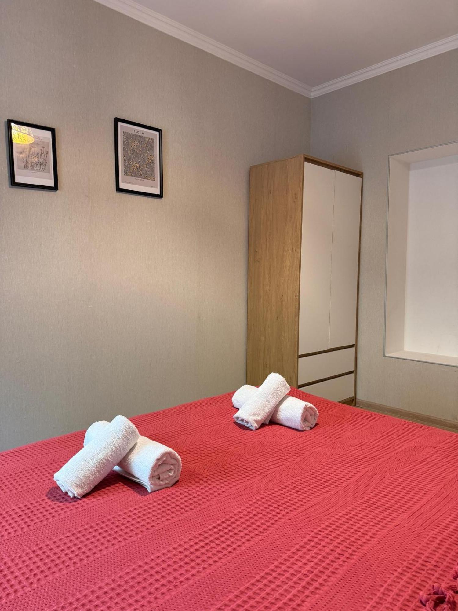 Cozy 2-bath Near Fabrika Apartment Tbilisi