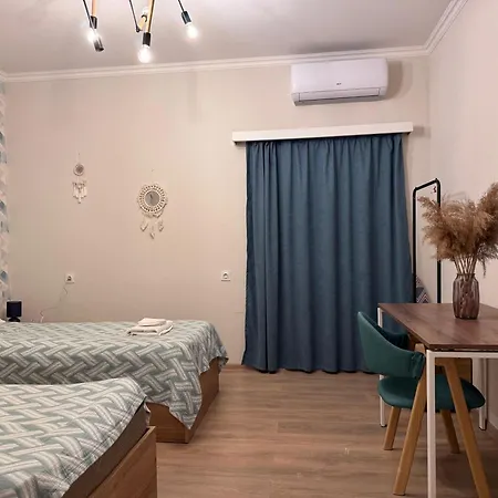Cozy 2-Bath Apartment Near Fabrika Tbilisi Exterior photo