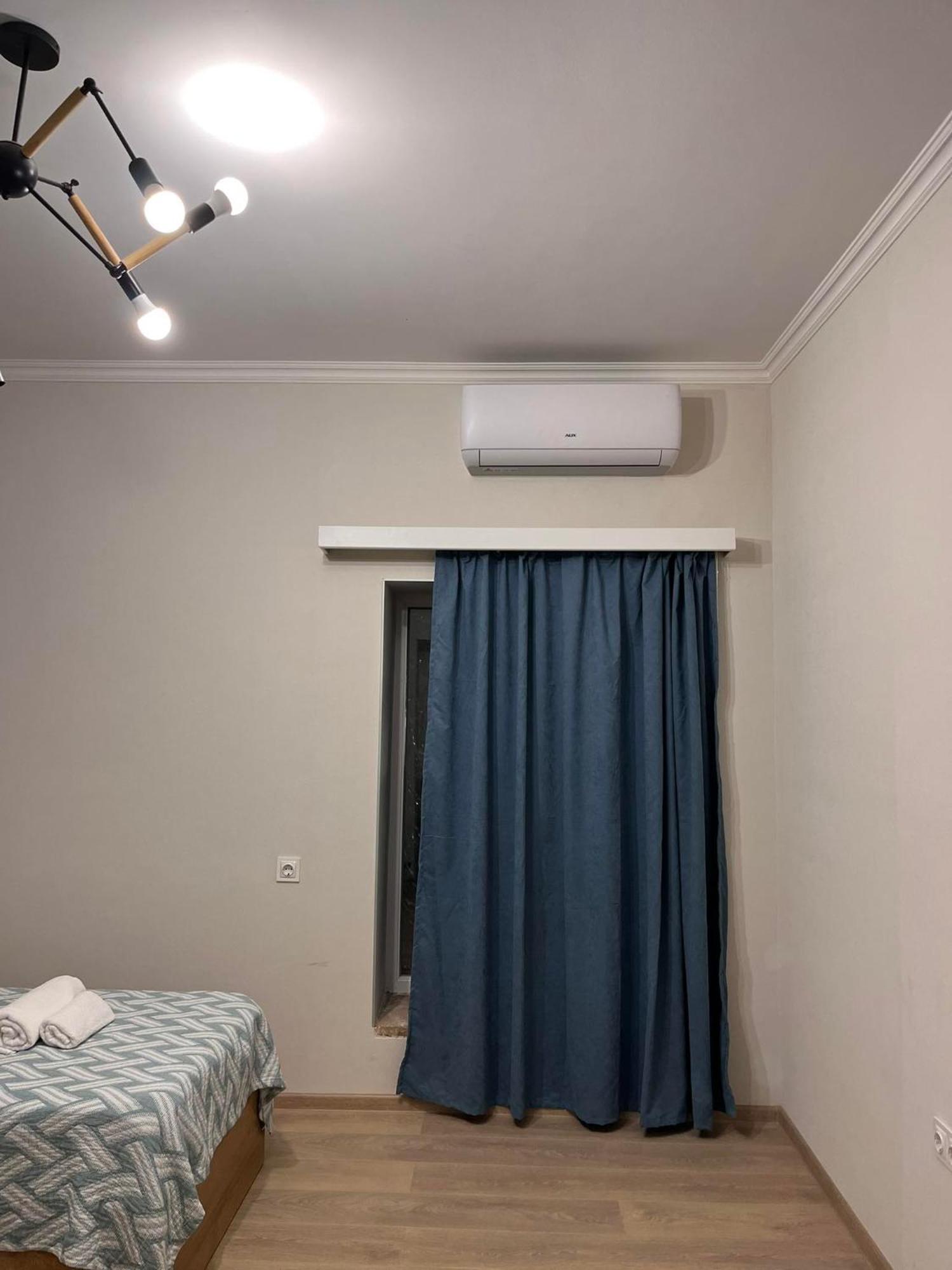 Cozy 2-bath Near Fabrika דירה טביליסי